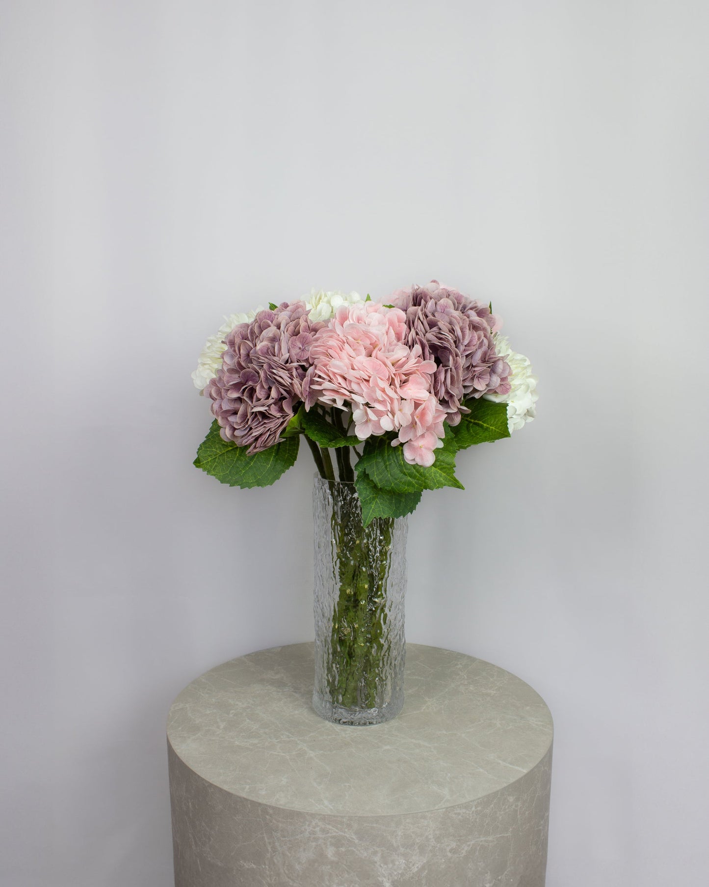 Kunstig hortensia i lyserød og lilla farver