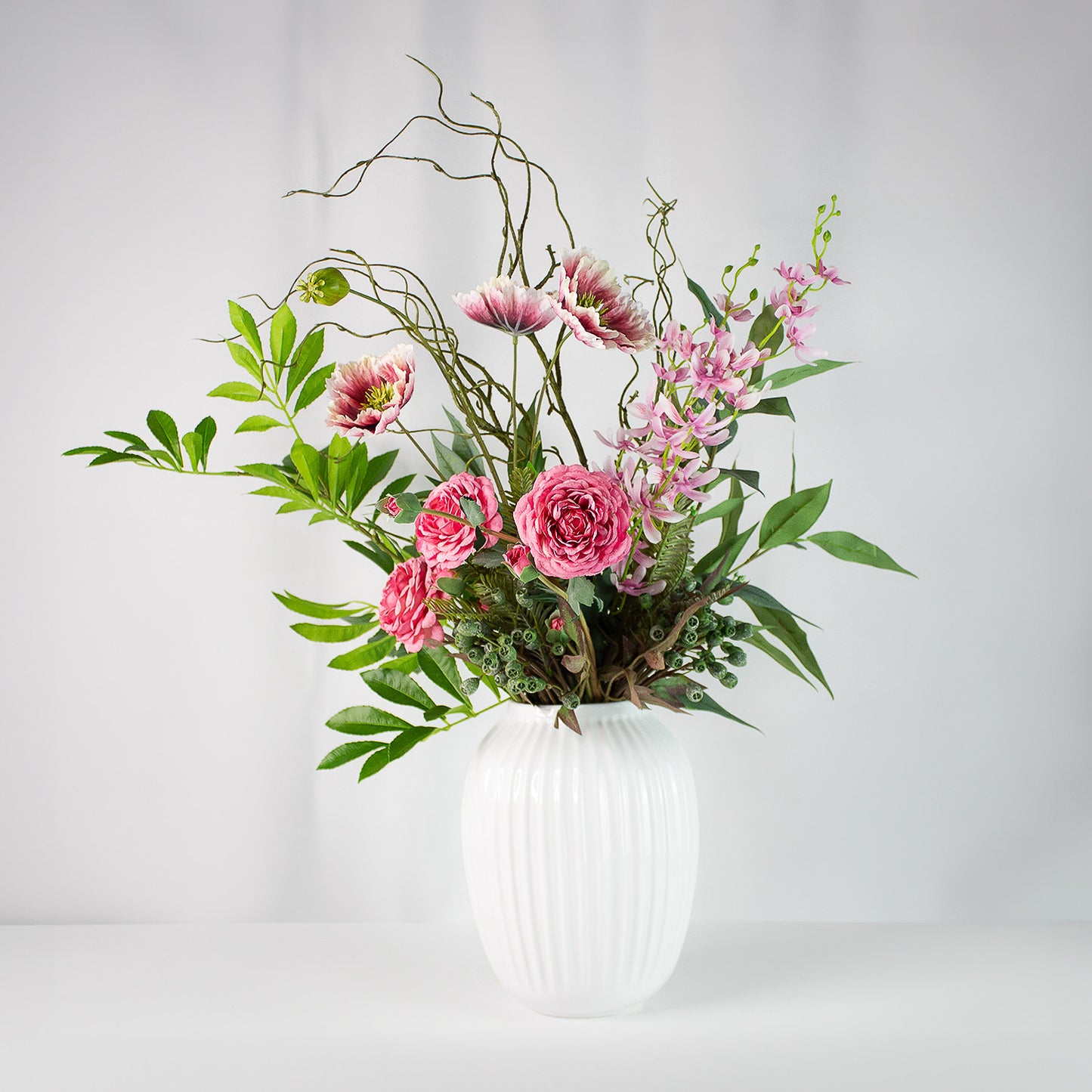 Secret Garden – naturtro kunstig buket i lyserøde nuancer med eukalyptus og snoede grene